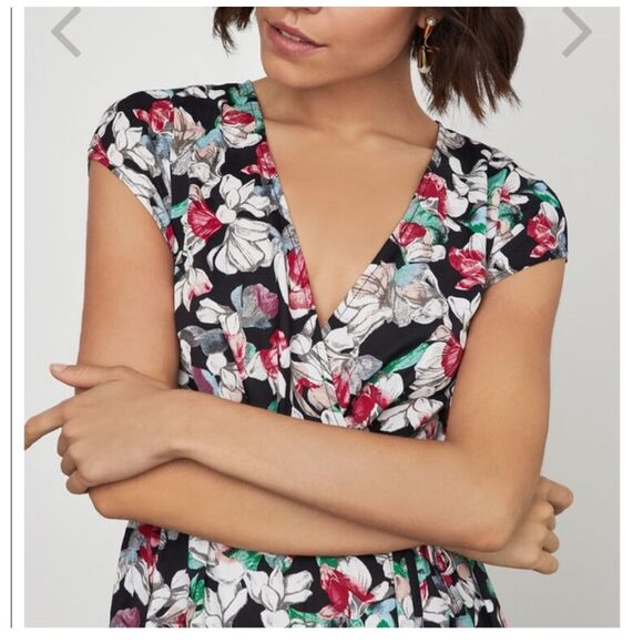 EUC BCBG MaxAzria Floral Faux Wrap Surplus Dress XS - Picture 4 of 12